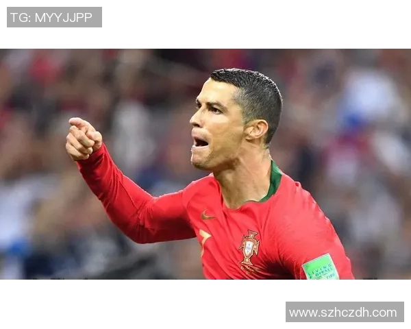 蓬的足球明星传奇之路:从青涩少年到世界瞩目的球场巨星